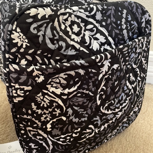 Vera Bradley “Large Traveler Duffel” “Paisley Noir” Weekend Travel Trip new NWT - Picture 5 of 9